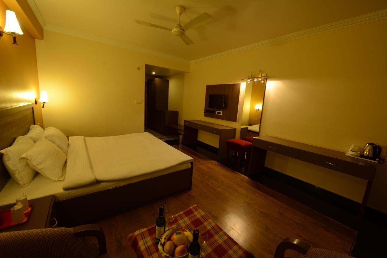 Hotel Park Paradise Manali مايالي المظهر الخارجي الصورة